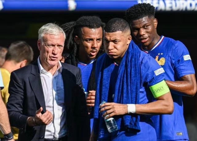 开云体育下载-【欧洲杯战术观察】足球的“预制菜”时代