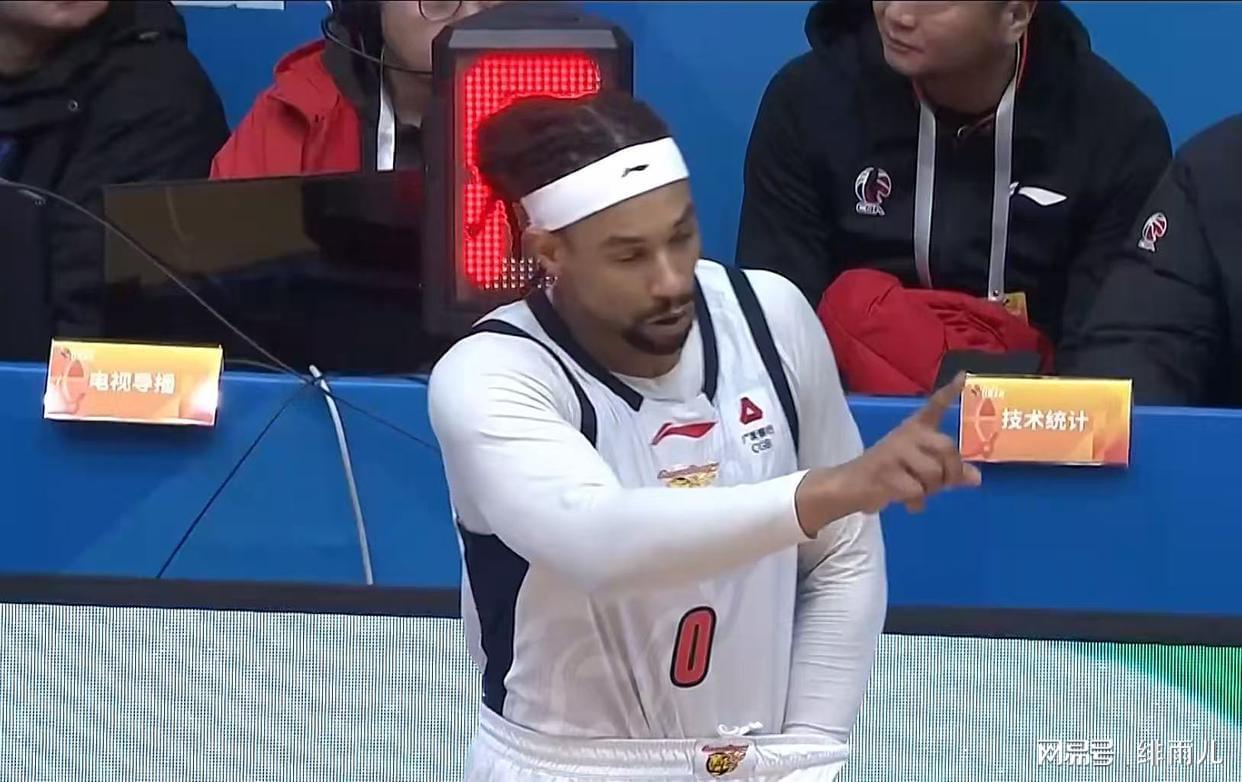 开云体育下载-朱芳雨赌对了!广东1米92新后卫打出身价,杜锋为他放弃徐杰?