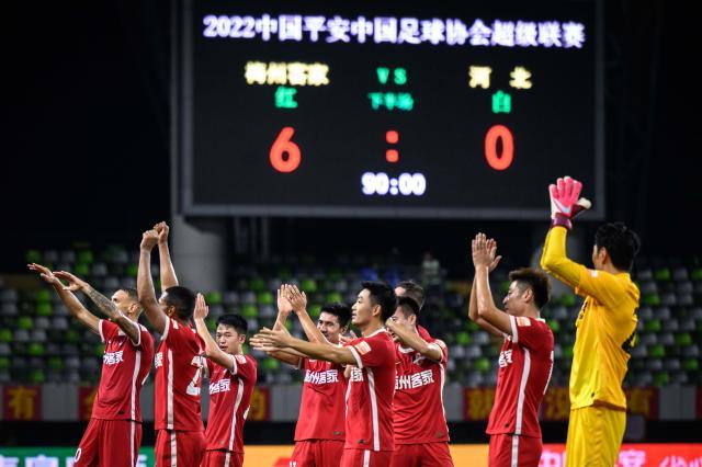 大胜对手庆贺中秋节 梅州客家扛起南粤足球大旗?