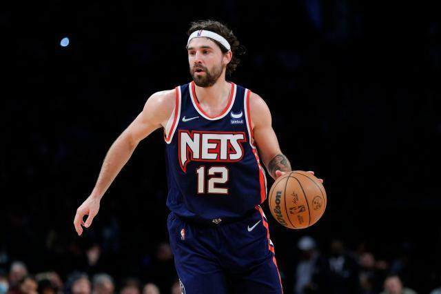 开云体育下载-篮网命运多舛!西蒙斯归期还未定 乔哈却赛季报销